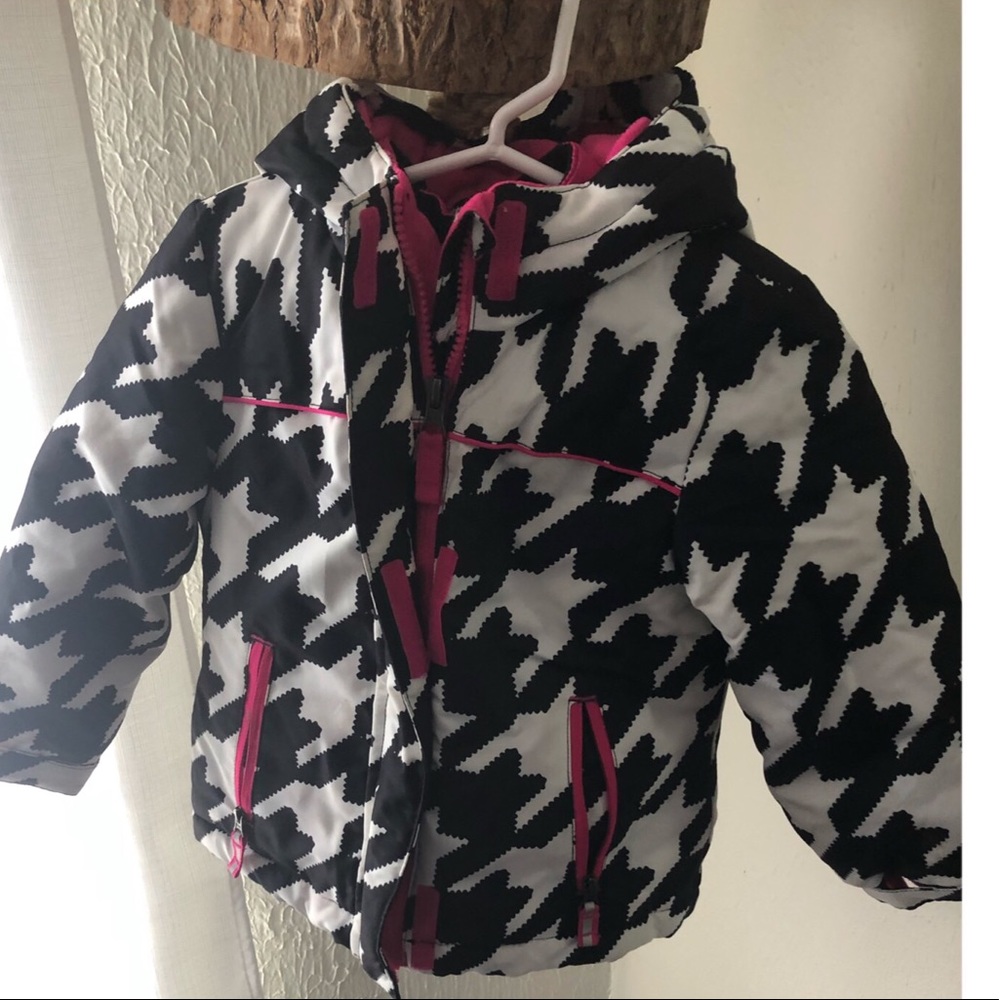 Toddler winter coat Cherokee size 2t vguc